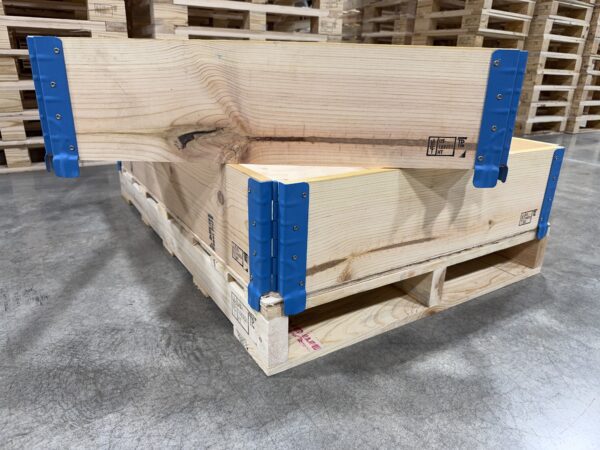 pallet collar stack blue hinges