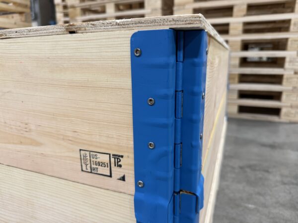 Pallet Collar hinge lid
